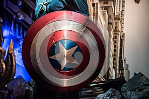 Captain America shield, wax sculpture, Madame Tussaud