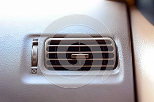 Car air vent