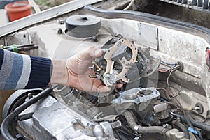 Car carburetor repair