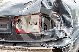 Car crash_bumper to bumper_Tail light demage