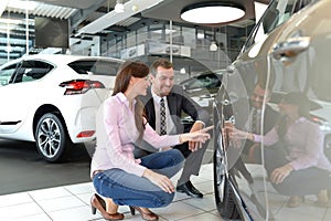 Car dealership advice - sellers and customers when buying a car