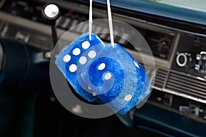 Car dice