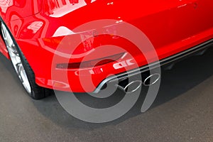 Car exhaust pipe