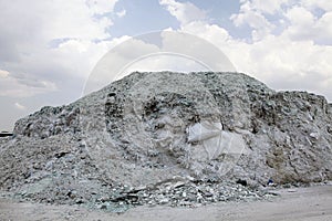 Car glass recycling plant