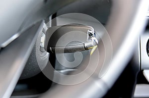 Contact lock for activating the car engine and ignition key