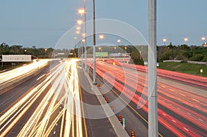 Auto la luz pendientes 