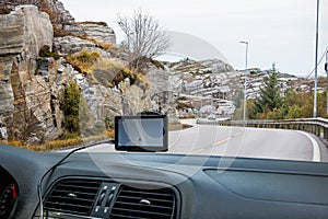 Car with navigation device