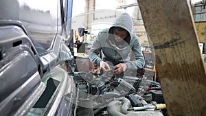 Car repair, installation of rear disc brakes instead of drums, welding, locksmith and turning works