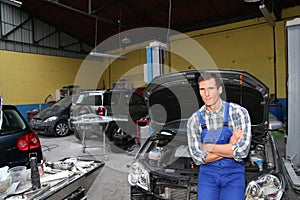 Car repairer