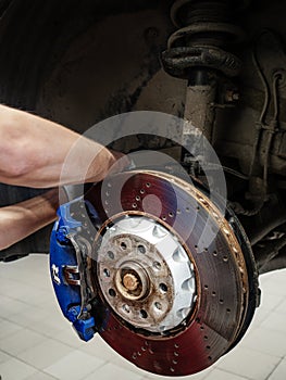 Car suspension repair, replacement of pads