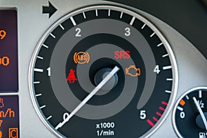 Car tachometer