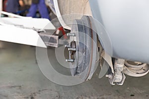 car in tire replacement service