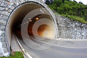 Auto túnel 