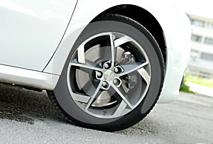 Car wheel