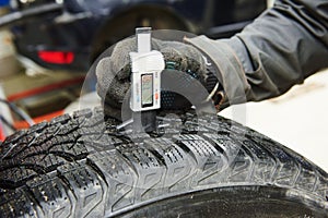 Car wheel protector measurement