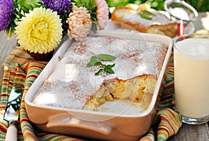 Caramel Apple Sponge Bake (Pudding)