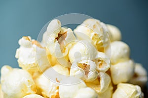 Caramel popcorn, close up of food