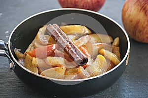 Caramelized apples in pan