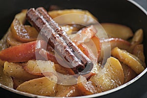 Caramelized apples in pan