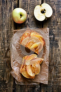 Caramelized apples on toast bread