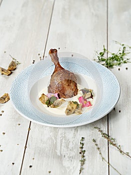 Caramelized duck leg with cauliflower puree