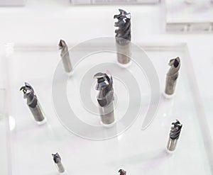 Carbide cutting tool for cutting precision part