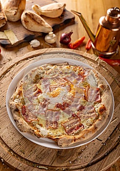 Carbonara pizza with bacon