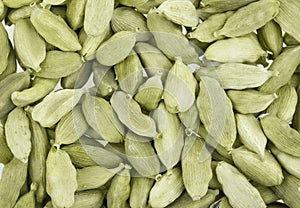 Cardamom whole