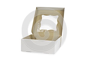 Cardboard box for cake with an open lid