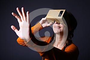 Cardboard virtual reality