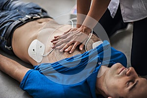 Cardiac massage photo