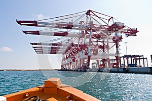 Cargo Cranes