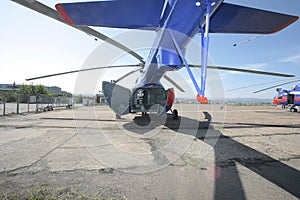 Cargo helicopter fuselage