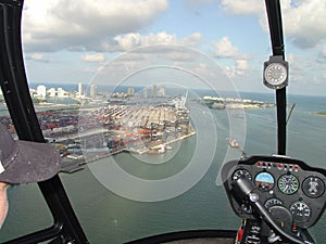 Cargo port from small helicopter
