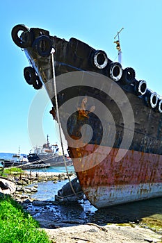 Cargo vessel for scrap