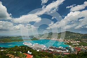 Caribbean cruise theme
