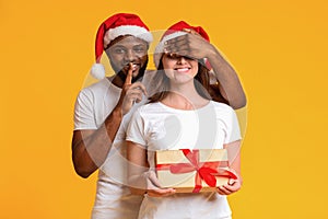 Caring black boyfriend prepared Christmas surprise box to his girlfriend