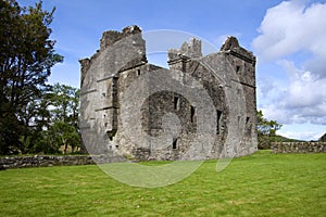 Carnasserie Castle