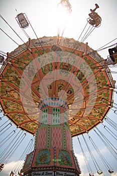 Carnival swing ride