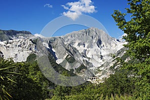 CARRARA - White marble quarries and Vara Bridges