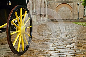 Carriage wheel