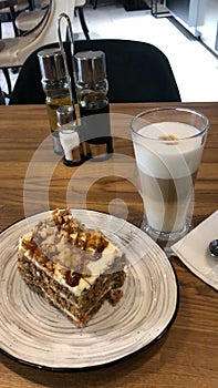 Carrot cake and coffee latte