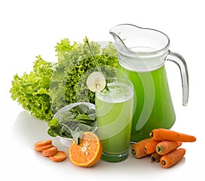 Carrot, Lettuse and spinach mix juice photo