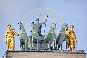 Carrousel Arc de Triomphe