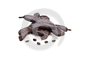 Carrubba and carat seeds