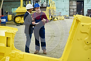 Carrying out inspection in heavy equipment factory