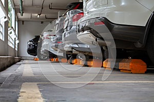 Cars parked in a line arranged in an orderly manner