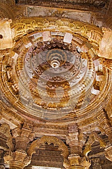 Carved ceiling of the Sun Temple. Built in 1026 - 27 AD during the reign of Bhima I of the Chaulukya dynasty, Modhera, Mehsana, G