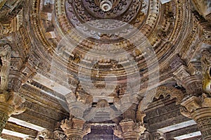 Carved ceiling of the Sun Temple. Built in 1026 - 27 AD during the reign of Bhima I of the Chaulukya dynasty, Modhera, Mehsana, G