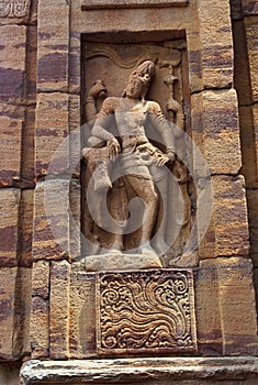 Carved figure if Shiva with Nandi, northern wall, Virupaksha temple, Pattadakal temple complex, Pattadakal, Karnataka. Northwest v